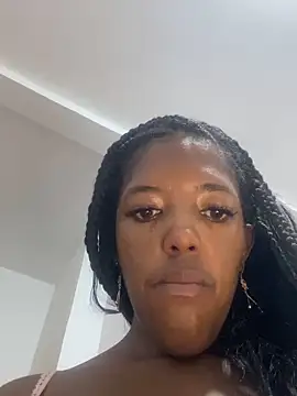 Snapshot of Brenda_hot27 chatting on 05-30-26, 08:03 Brenda hot27 online show from 05-30-26, 08:03