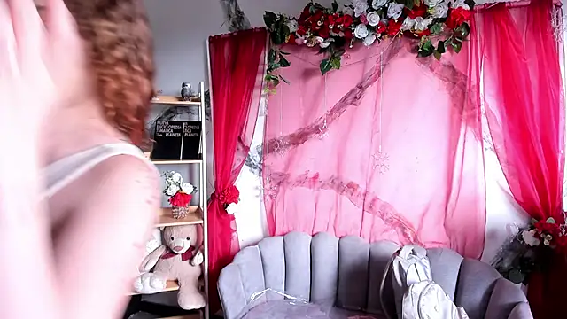AphroditeSweett online show from 06-21-26, 08:47