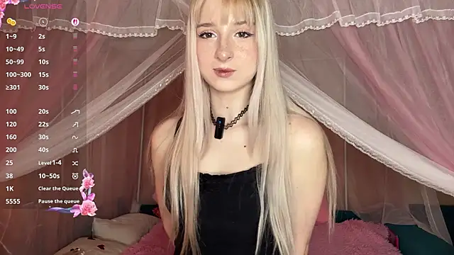 OnlyEva1 online show from 04-11-26, 07:45
