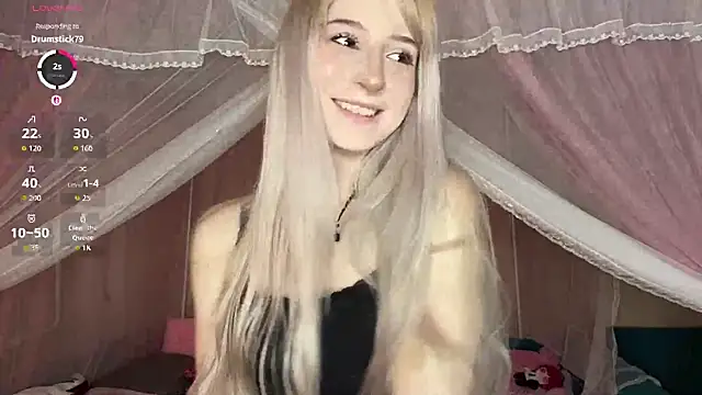 OnlyEva1 online show from 05-17-26, 08:03
