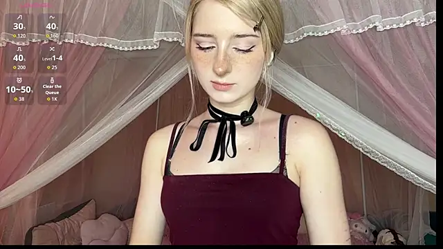 Snapshot of OnlyEva1 chatting on 08-01-26, 11:30 OnlyEva1 online show from 08-01-26, 11:30