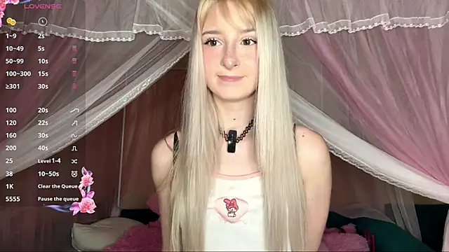 OnlyEva1 online show from 04-10-26, 11:50