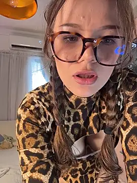 Tallulah Kinky online show from 04-30-26, 08:57