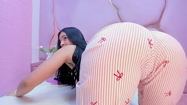 LaurendPink online show from 08-01-26, 01:20