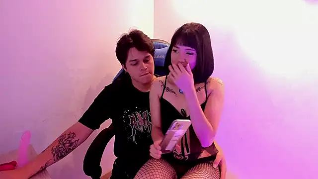 Melody and Max online show from 03-19-26, 08:09