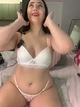 Snapshot of BADFOXXXY chatting on 05-28-26, 06:47 BADFOXXXY online show from 05-28-26, 06:47