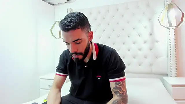 JEAN LEWIS2 online show from 04-07-26, 07:37