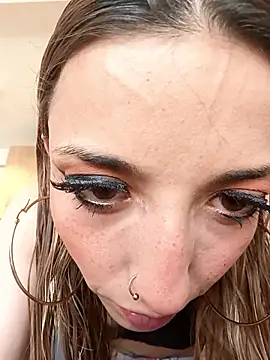 sidneey lovee online show from 04-30-26, 08:05