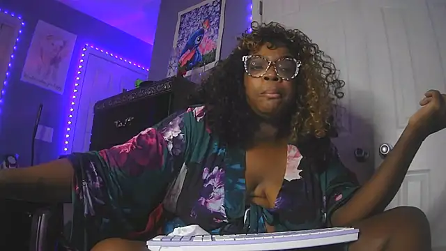 UriUniverse69 online show from 06-16-26, 04:45