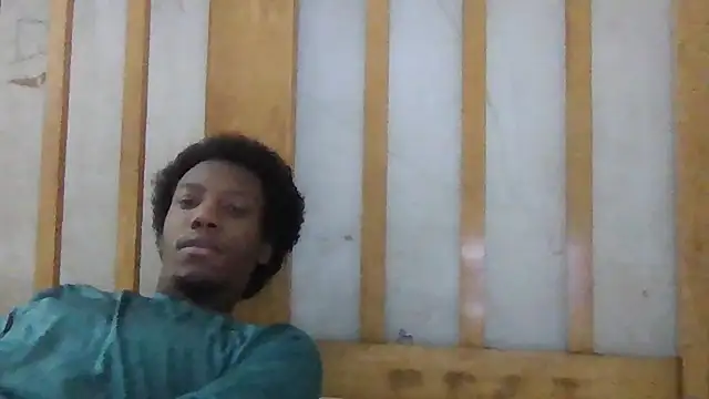 zacharyandrews778 online show from 05-11-26, 01:01