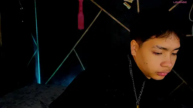 Snapshot of Lee_Colee chatting on 05-06-26, 03:43 Lee Colee online show from 05-06-26, 03:43