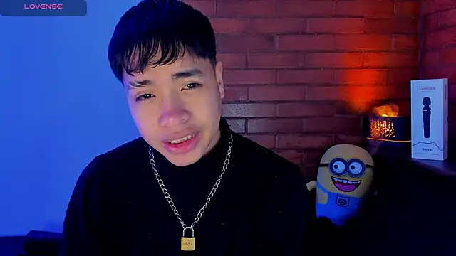 Lee Colee online show from 04-18-26, 12:40