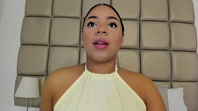 lilly williamss online show from 06-01-26, 03:29