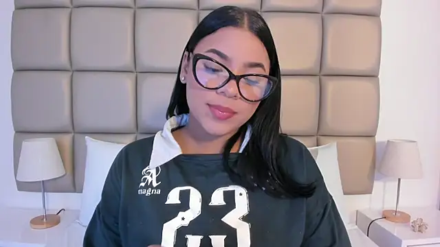 lilly williamss online show from 05-14-26, 03:03