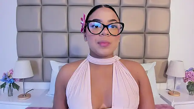 lilly williamss online show from 04-26-26, 03:04