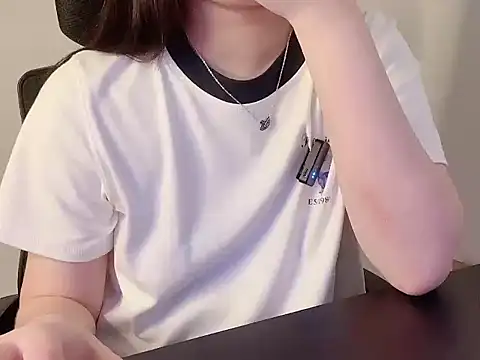 hunhun122 online show from 05-09-26, 05:44