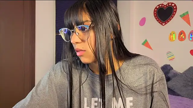 PaulaCutexs online show from 04-23-26, 06:09