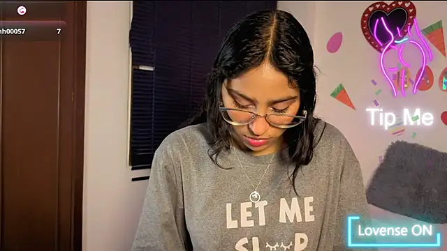 PaulaCutexs online show from 04-14-26, 03:22