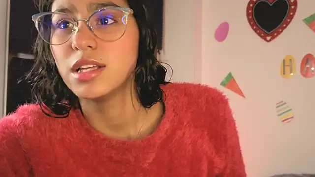 PaulaCutexs online show from 04-05-26, 04:08