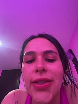 leila moretti online show from 03-31-26, 05:37