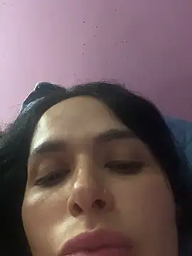 leila moretti online show from 04-22-26, 03:24