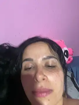 leila moretti online show from 04-28-26, 02:27