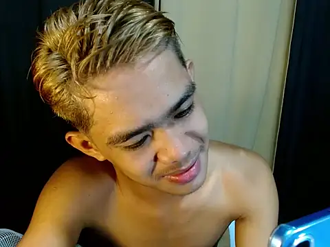 boynextdoorjosh online show from 05-27-26, 08:32
