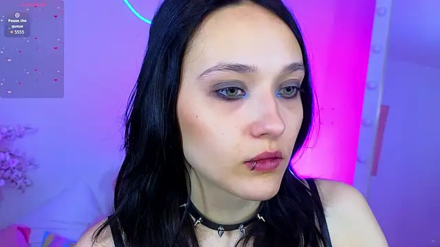 DarcyBlackwood online show from 05-05-26, 01:30