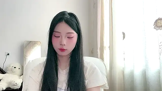 yiyibaby2026 online show from 04-24-26, 02:35
