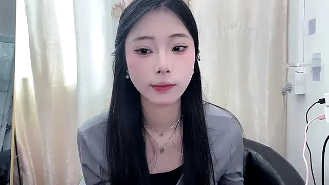 yiyibaby2026 online show from 03-25-26, 01:39