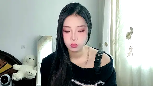 yiyibaby2026 online show from 04-21-26, 02:47