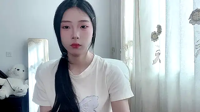yiyibaby2026 online show from 04-18-26, 04:26