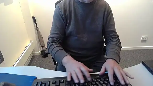 Buggemann online show from 04-28-26, 03:55