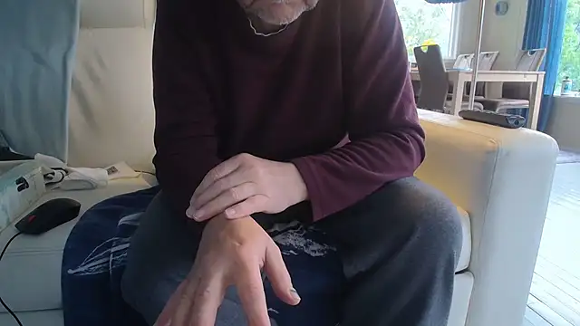Buggemann online show from 06-12-26, 03:59