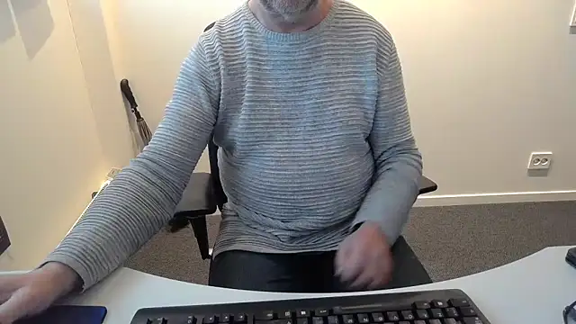 Buggemann online show from 05-11-26, 03:52