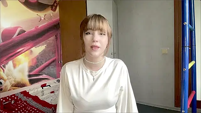 AnnaWasp online show from 04-17-26, 07:22