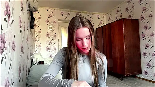 AnnaWasp online show from 03-17-26, 01:47