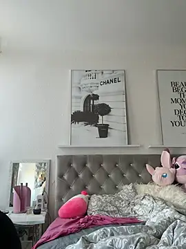 SelinaGalinsky6 online show from 03-18-26, 11:57