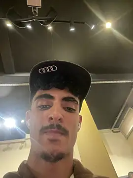 Achrafsad9i online show from 04-28-26, 05:28