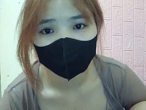 VyVy18 online show from 03-28-26, 01:23
