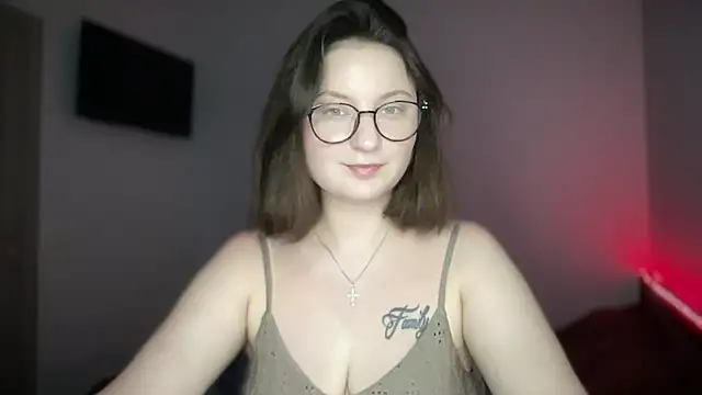 Snapshot of locaalise chatting on 06-04-26, 12:21 locaalise online show from 06-04-26, 12:21