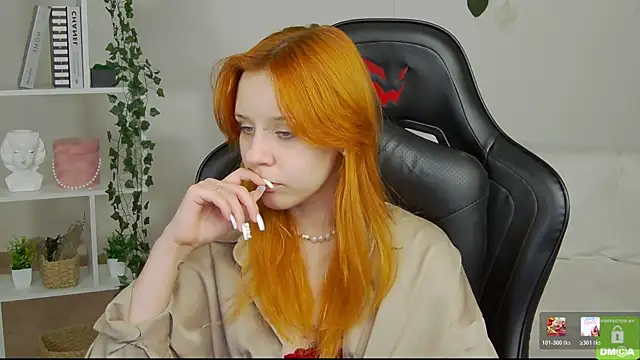 Rachel lips online show from 05-30-26, 09:04