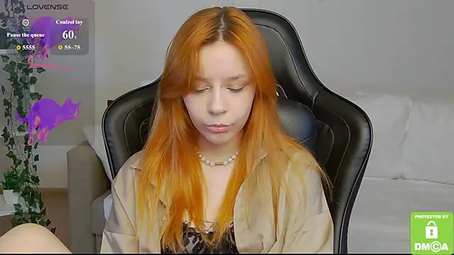 Rachel lips online show from 06-17-26, 08:47