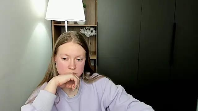 Snapshot of LashandaDevoto chatting on 03-13-26, 09:47 LashandaDevoto online show from 03-13-26, 09:47