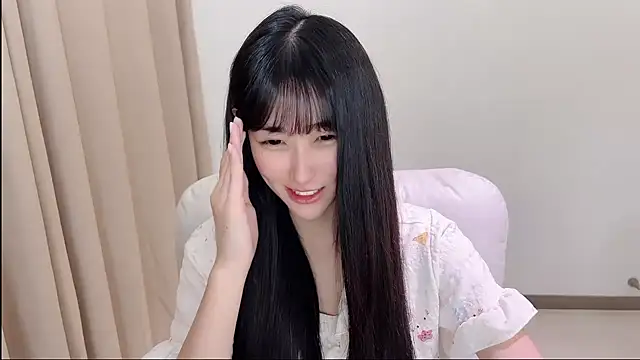 xiaooyee online show from 06-01-26, 03:22