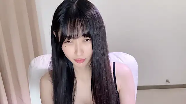 xiaooyee online show from 05-20-26, 01:52