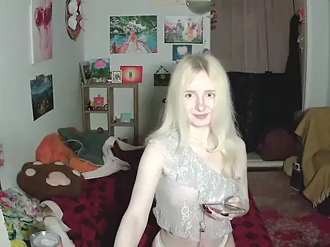 SilkMuseX online show from 05-14-26, 06:27