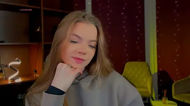 maddy moah online show from 04-25-26, 05:32
