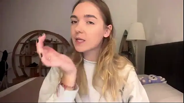 RoxyWet online show from 06-15-26, 01:22