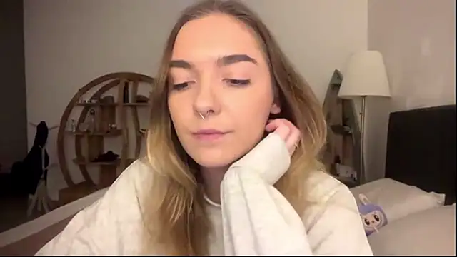RoxyWet online show from 06-16-26, 01:22